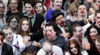 Manifestacin zombie delante del Parlamento britnico